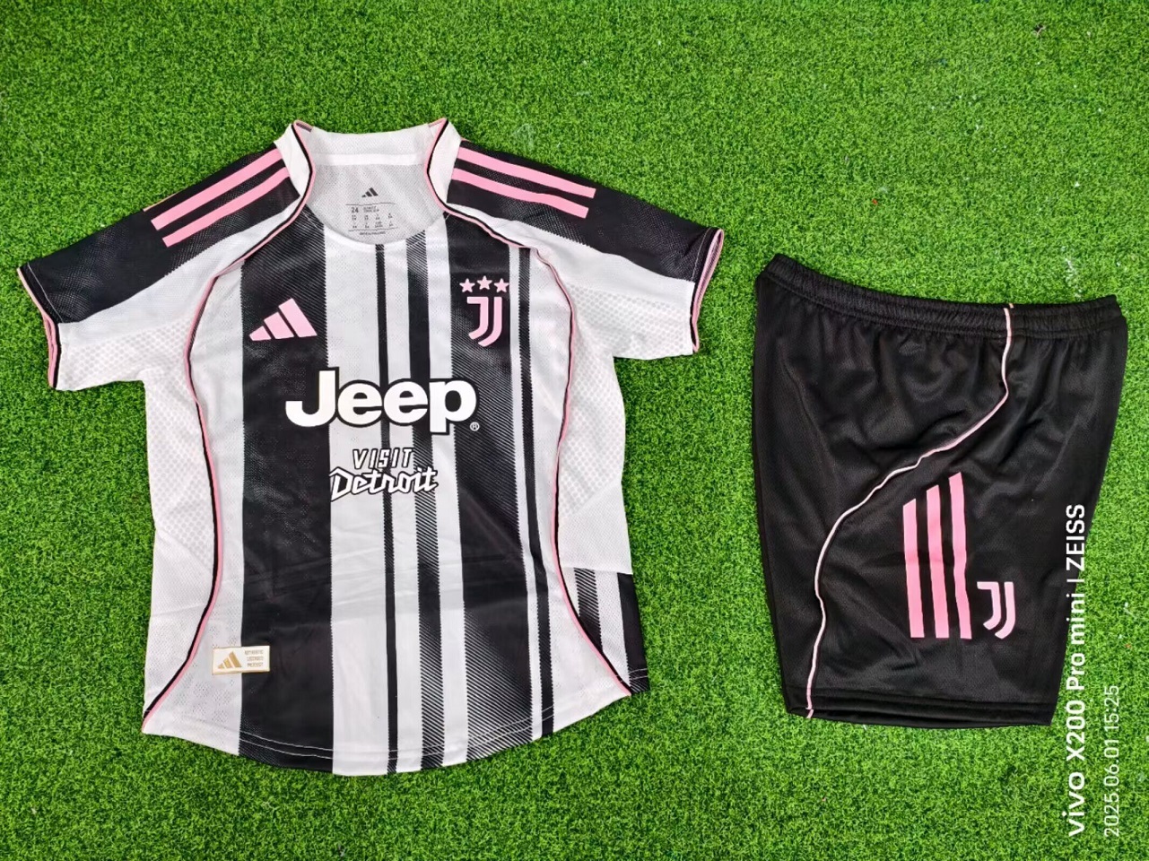Kids-Juventus 25/26 Home Soccer Jersey(Player)